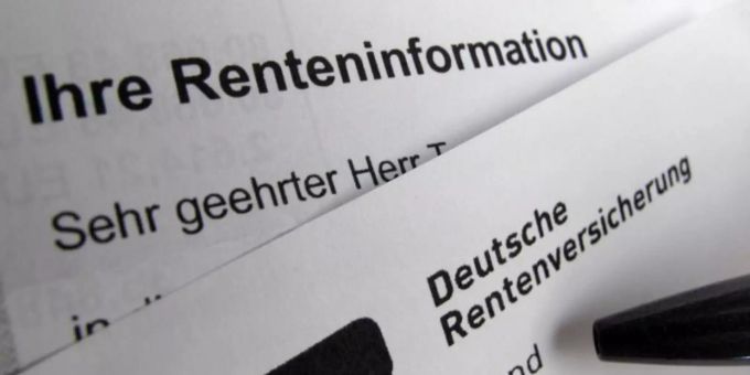 51,4 Prozent der Altersrenten betrugen im vergangenen Jahr weniger als 900 Euro. Foto: Franz-Peter Tschauner 51,4 Prozent der Altersrenten betrugen im vergangenen Jahr weniger als 900 Euro. Foto: Franz-Peter Tschauner