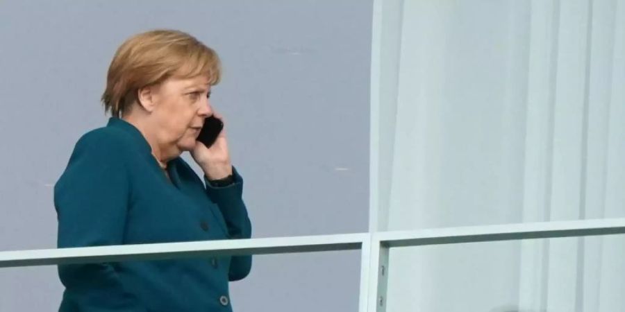 johnson merkel telefon