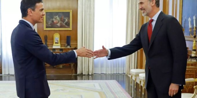 Madrid - Spaniens König beauftragt Ministerpräsidenten Sánchez mit Regierungsbildung