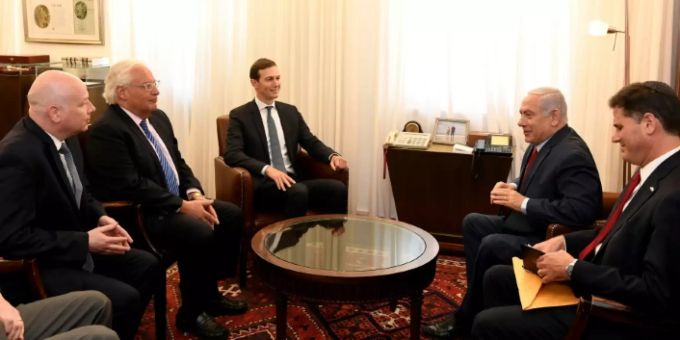Netanjahu (2.v.r.) empfäng US-Delegation um Kushner Netanjahu (2.v.r.) empfäng US-Delegation um Kushner