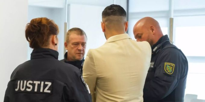 Tatverdächtiger Alaa S. im Gerichtssaal Tatverdächtiger Alaa S. im Gerichtssaal