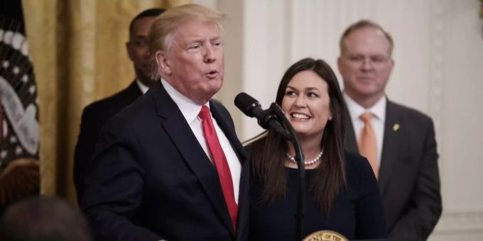 Sarah Sanders ist nicht mehr Sprecherin Trumps und arbeitet neu für den Fox News Channel. Fox News Channel