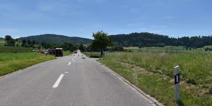 Elsau: Velofahrerin bei Kollision mit Lieferwagen verletzt Elsau: Velofahrerin bei Kollision mit Lieferwagen verletzt