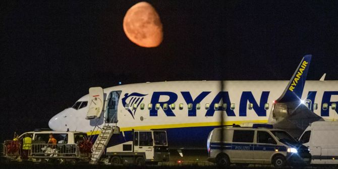 Berlin Bombendrohung Ryanair