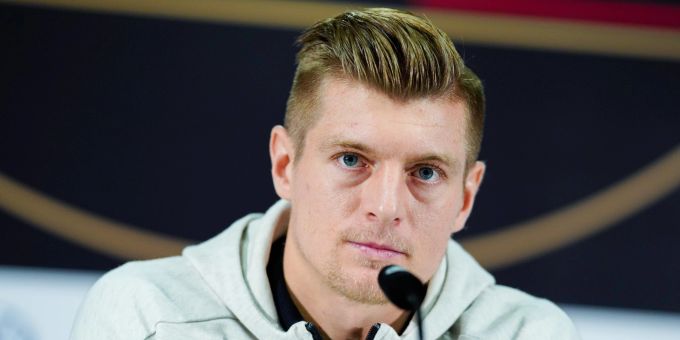 Toni Kroos nimmt an einer Pressekonferenz teil. «Die Höhle der Löwen»