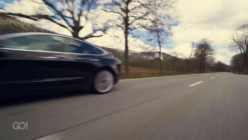 20190522-go-model3-nau-neu