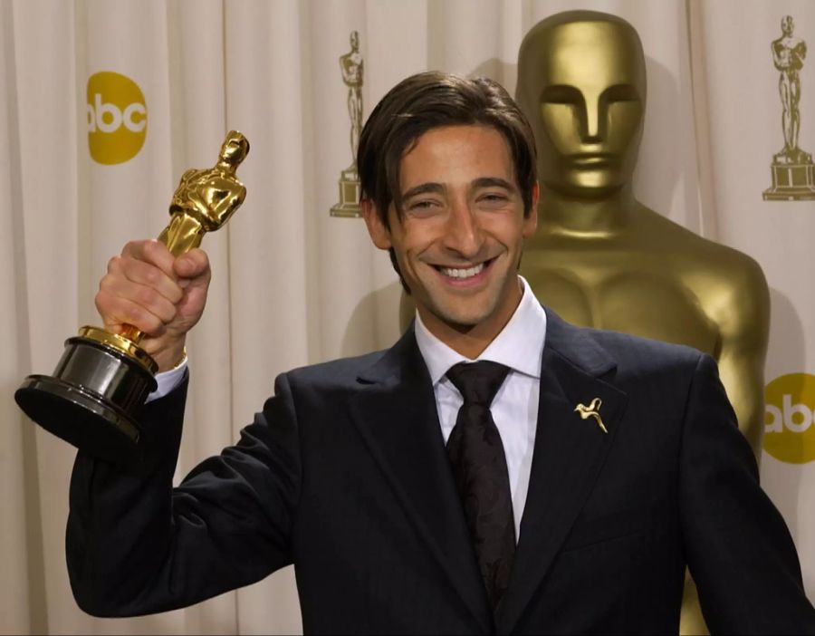 Dank diesem beliebten Streifen kann sich Brody sogar in die Reihe der Oscar-Gewinner einstellen.