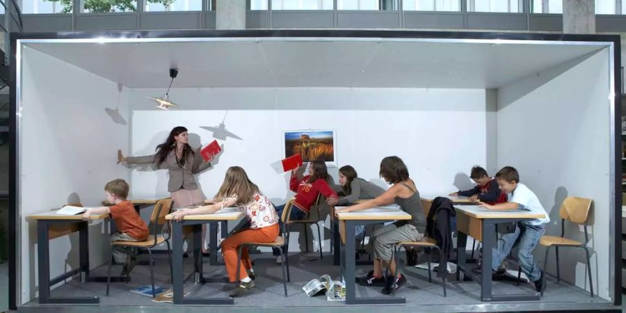 Bei dieser Simulation in Martigny wurde ein Klassenzimmer nachgebildet.