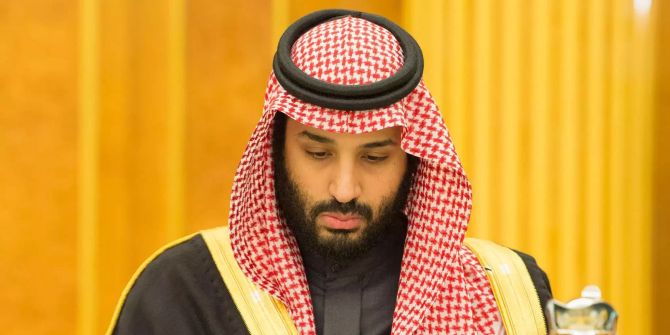 Mohammed bin Salman nimmt an einer Sitzung teil.