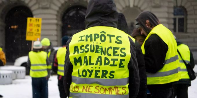 Gilets Jaunes - 50 Demonstrierende vor dem Bundeshaus