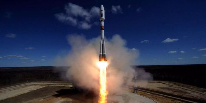 Vor anderhalb Jahre startete die erste Rakete von dem neuen Weltraumbahnhof im Fernern Osten Russlands. Vor anderhalb Jahre startete die erste Rakete von dem neuen Weltraumbahnhof im Fernern Osten Russlands.