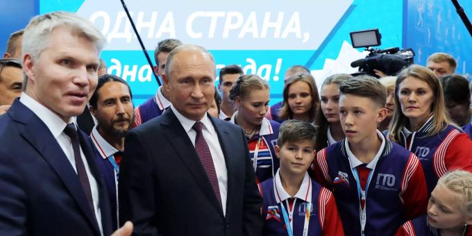 Der russische Präsident Vladimir Putin nimmt am siebten jährlichen «Russia – Country of Sports»-Forum in Ulyanovsk in Russland teil. Der russische Präsident Vladimir Putin nimmt am siebten jährlichen «Russia – Country of Sports»-Forum in Ulyanovsk in Russland teil.