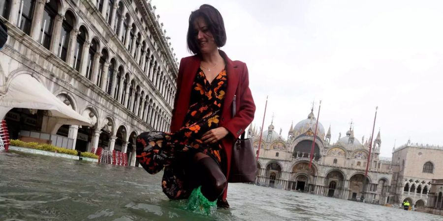 Der überschwemmte Markusplatz in Venedig.