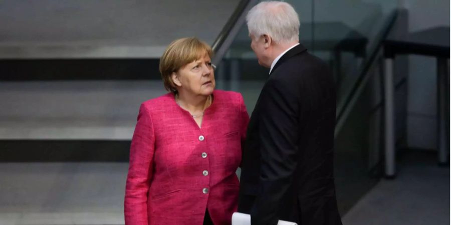 Merkel und Seehofer haben sich im Asylstreit eine Atempause verschafft.