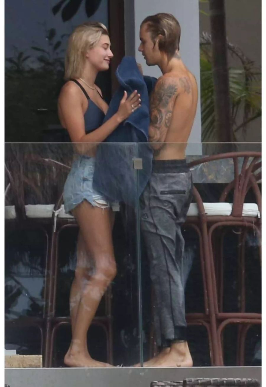 Der Albtraum ist zurück: Pop-Bengel Justin Bieber und Hailey Baldwin fummeln im W Hotel in Miami Beach. Nach ihrer ersten Trennung 2016 lästerte Baldwin über Bieber.