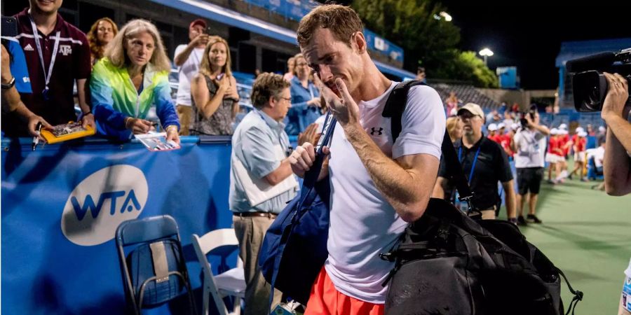 Andy Murray bricht nach dem Sieg gegen Marius Copil in Washington in Tränen aus.