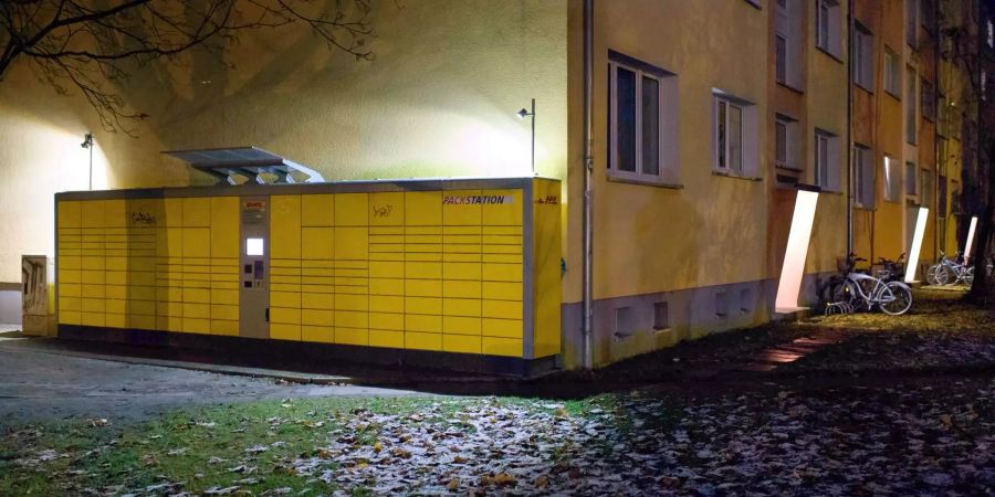 Die DHL-Packstation in Potsdam (D), in der die Paketbombe aufgegeben wurde.