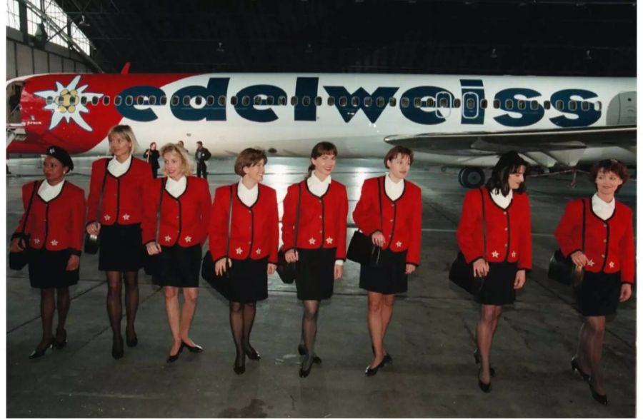 Die Schweizer Fluglinie Edelweiss absolviert ihren Erstflug.