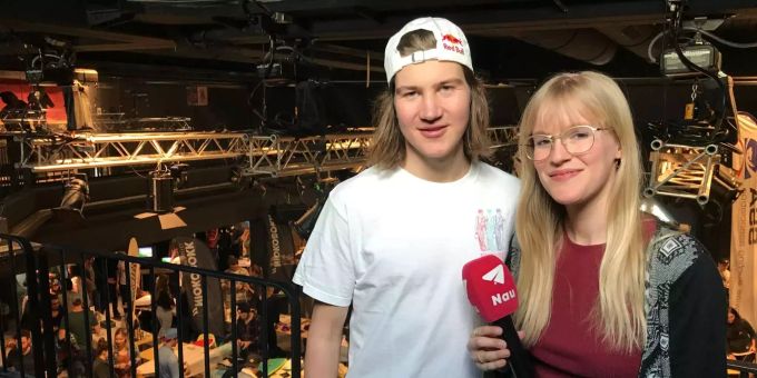 «Ich wäre lieber Surf-Profi» - Snowboarder Dave Hablützel am Waveup-Surfmarkt in Zürich