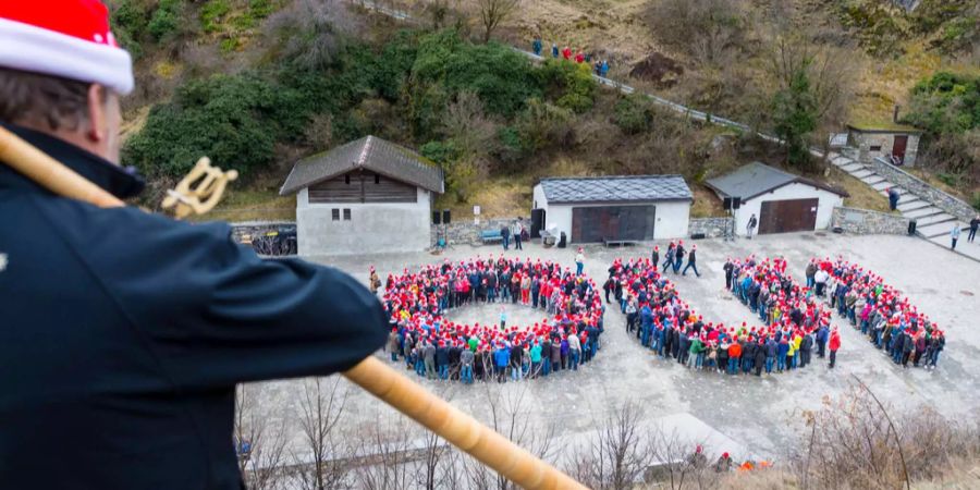 Am 10. Juni wird bei einer Volksbefragung entschieden, ob die Walliser Bevölkerung für oder gegen heimische Spiele ist.