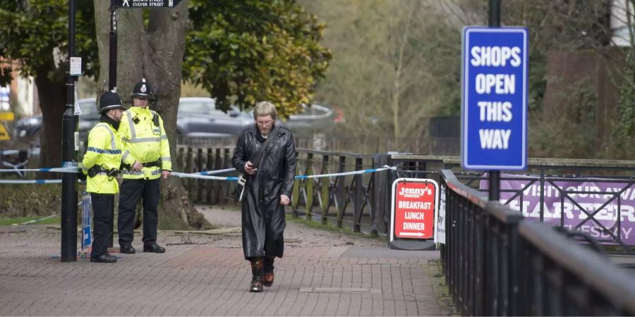 Sergej Skripal und seine Tochter befinden sich nach offiziellen Angaben in einem kritischen, aber stabilen Zustand.