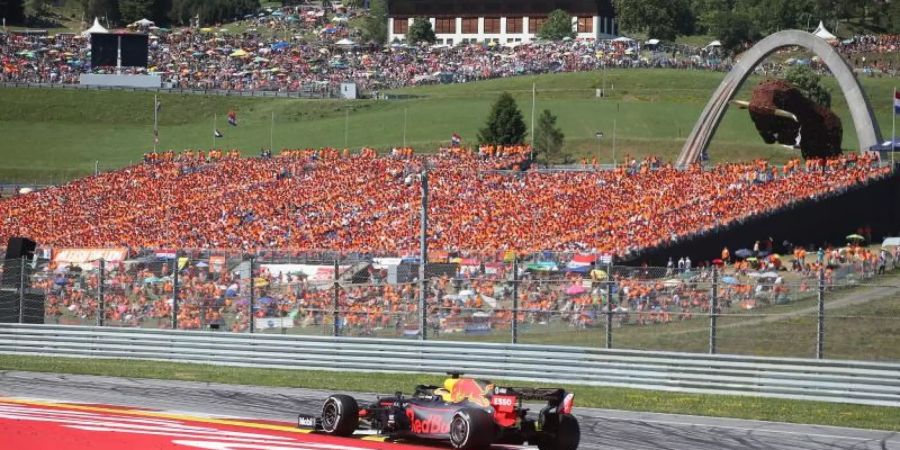 Mehr als 100.000 Zuschauer werden am Rennwochenende im österreichischen Spielberg erwartet. Foto: Georg Hochmuth/APA/dpa