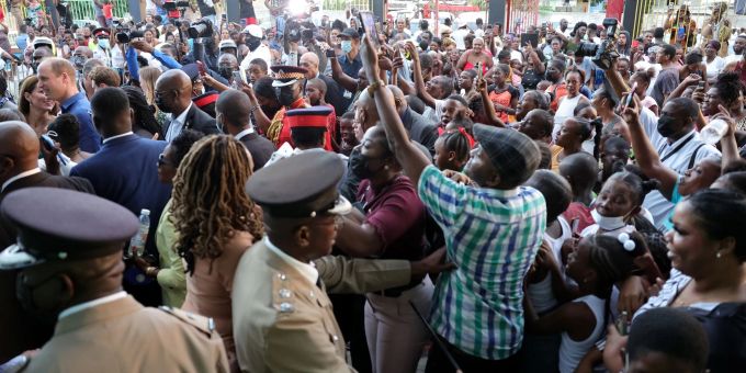 William und Kate besuchen Trenchtown, den Geburtsort des Reggae. William und Kate besuchen Trenchtown, den Geburtsort des Reggae.