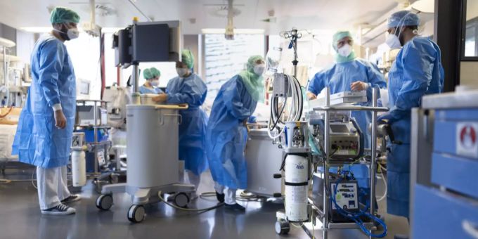 Coronavirus: Intensivstation des Triemli-Spitals Zürich. natalie rickli