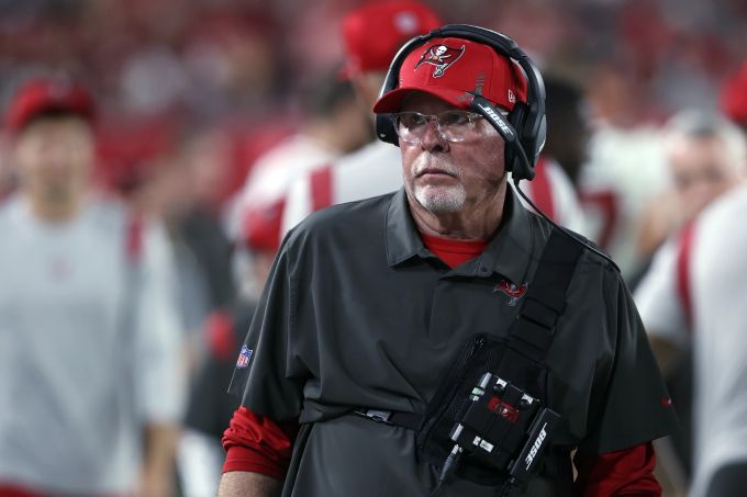 Nach fast 30 Jahren in der NFL ist Schluss: Bruce Arians tritt zurück. Bruce Arians