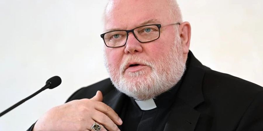 Kardinal Reinhard Marx, Erzbischof von München und Freising, hat einen Gottesdienst mit der Münchner Queer-Gemeinde gefeiert. Foto: Sven Hoppe/dpa-Pool/dpa