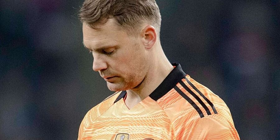 Manuel Neuer wird nach einer Knie-OP mehrere Wochen ausfallen.