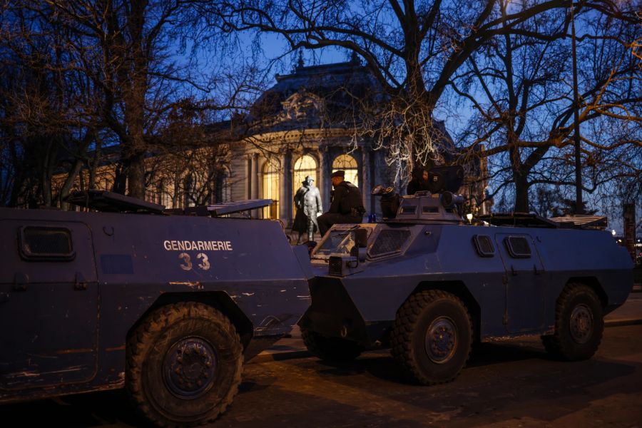 Freedom Convoy 2022 in Paris