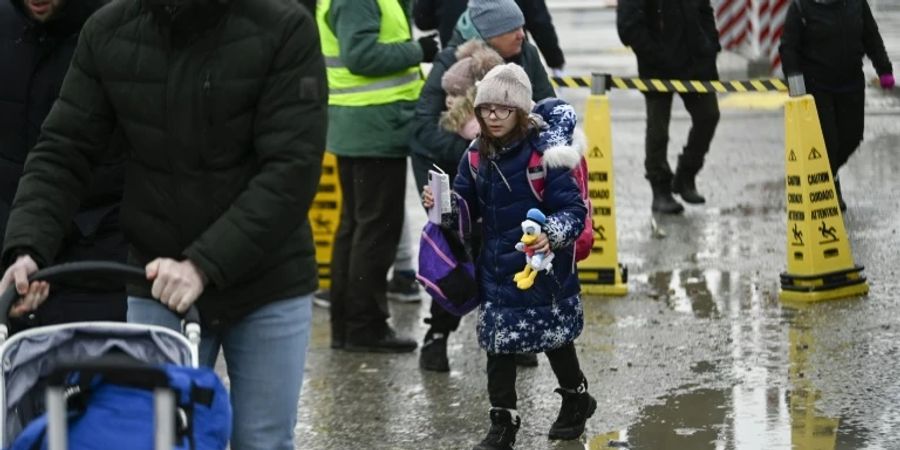 Ukrainische Flüchtlinge an der Grenze zu Moldau