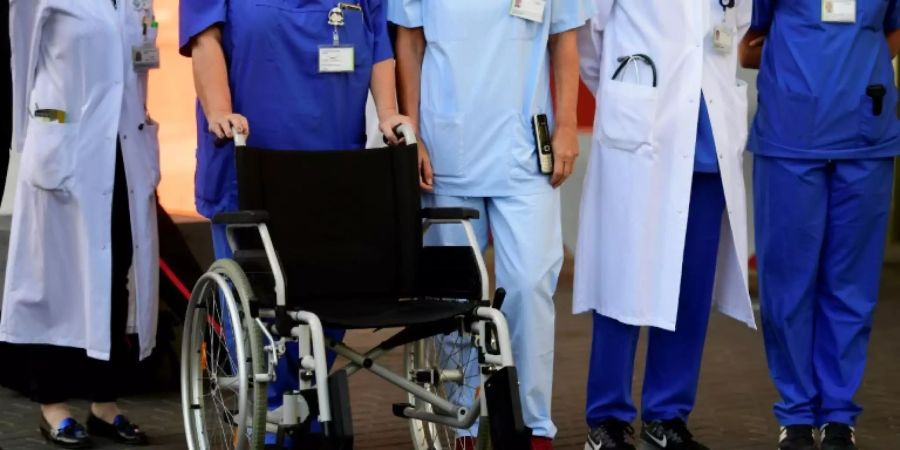 Ärzte und Pfleger einer Klinik in Bochum