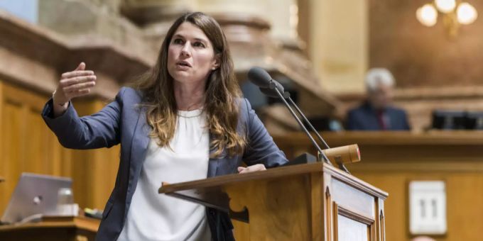 SVP-Nationalrätin Nadja Umbricht Pieren beantwortet eine Frage am Podium des Nationalrats während der Herbstsession 2019. Nadja Umbricht Pieren