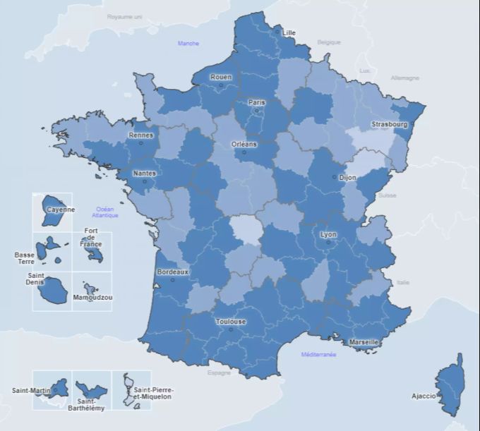 Die Infektionen mit dem Coronavirus in Frankreich in der vergangenen Woche: Dunkelblau sind die Gebiete, in denen es mehr als 50 Fälle pro 100'000 Einwohner in einer Woche gab. Coronavirus Frankreich Reisikogebiete