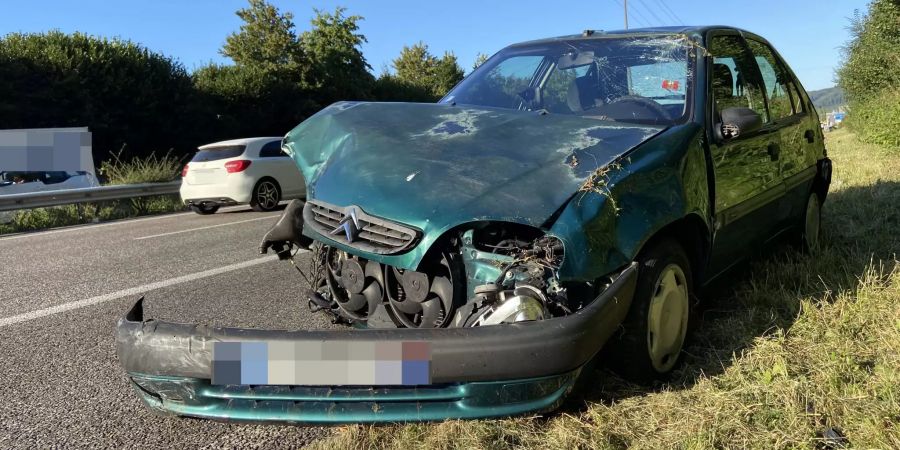 Kollision dreier Fahrzeuge
