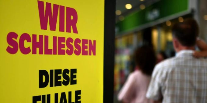 Galeria Karstadt Kaufhof ist insolvent Galeria Karstadt Kaufhof ist insolvent