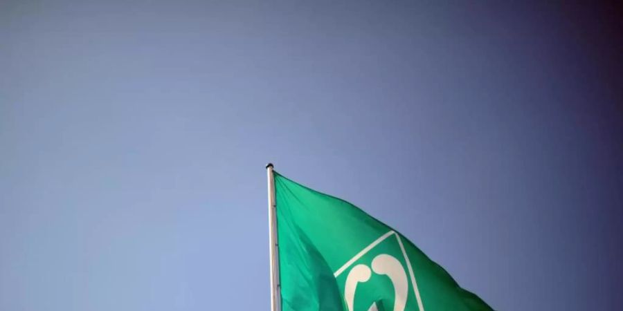 Beim SV Werder Bremen wurden zwei Spieler in eine 14-tägige Quarantäne geschickt. Foto: picture alliance / dpa