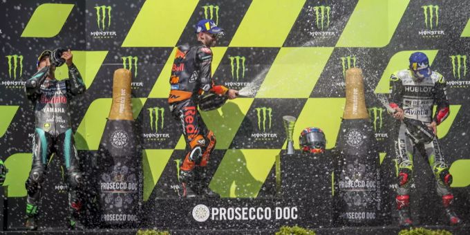Johann Zarco (r.) holte in Brünn den dritten Platz. johann zarco brünn avitia