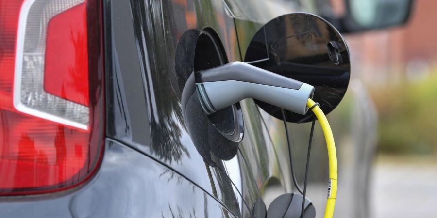 Weil viele Elektroautos erst vor relativ kurzer Zeit auf die Strasse gekommen sind, gibt es für sie bisher auch nur einen kleinen Gebrauchtmarkt.