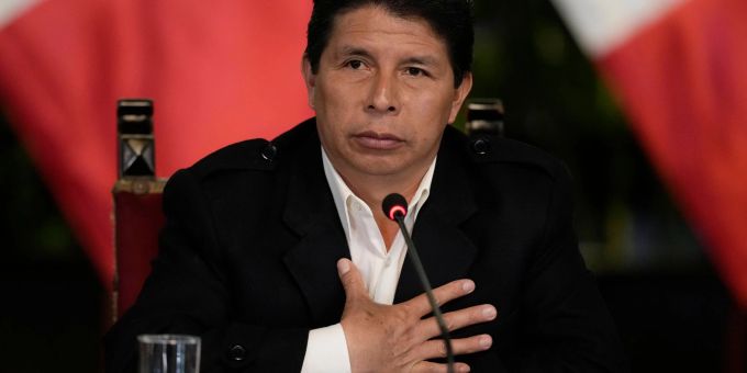 Lima - Perus abgesetzter Präsident Castillo muss in U-Haft bleiben