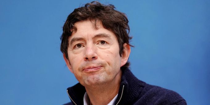 Christian Drosten ist ein deutscher Virologe. Christian Drosten Pandemie