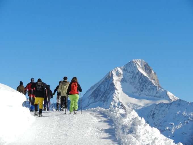 Auf unserer Schneeschuhtour am Hockenhorn erreicht ihr 3100 Meter Höhe. ausflüge winter schweiz