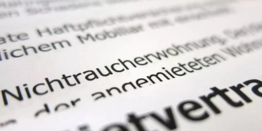 Der Bundesgerichtshof (BGH) erlaubt Dienstleistern, auch ohne Anwaltszulassung Vertragsgeneratoren im Internet anzubieten. Foto: Franz-Peter Tschauner/dpa