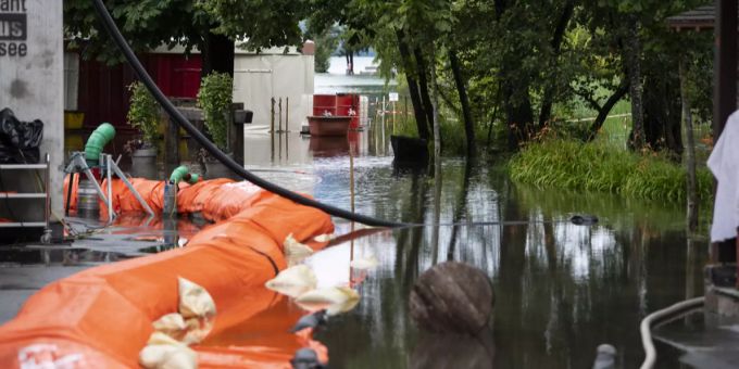 Unwetter: Versicherungen Am Anschlag