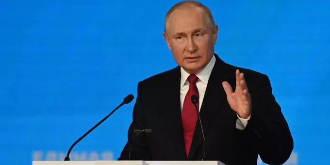 Laut Putin hinterlässt der Westen Chaos und Terrorgefahr in Afghanistan. Putin