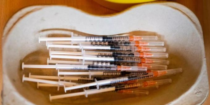 Berlin - Impfangebote für Studierende ab Herbst geplant