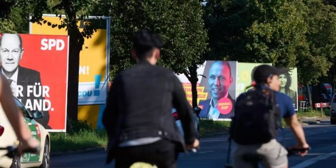 Am 26. September findet in Berlin neben der Bundestagswahl auch die Wahl für das Abgeordnetenhaus statt. Foto: Annette Riedl/dpa Am 26. September findet in Berlin neben der Bundestagswahl auch die Wahl für das Abgeordnetenhaus statt. Foto: Annette Riedl/dpa