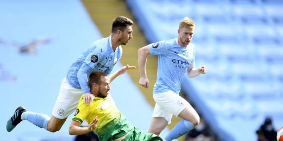 Spielte zuletzt für Norwich City: Marco Stiepermann (M.). Foto: Peter Powell/PA Wire/dpa